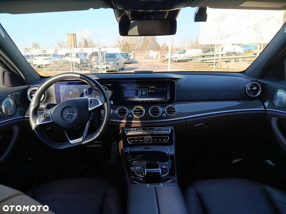 Mercedes-Benz Klasa E 43 AMG 4-Matic - 11