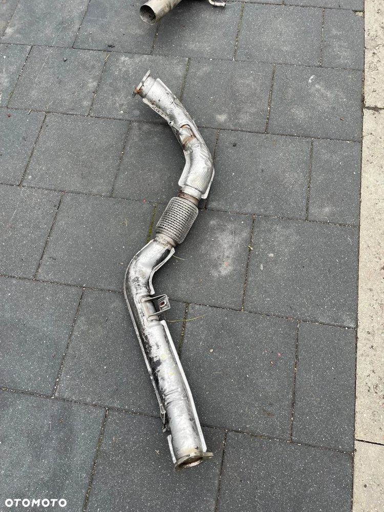 AUDI A4 B9, A5 2.0 TDI 2016-RURA WYDECHOWA 8W0253350AT - 1