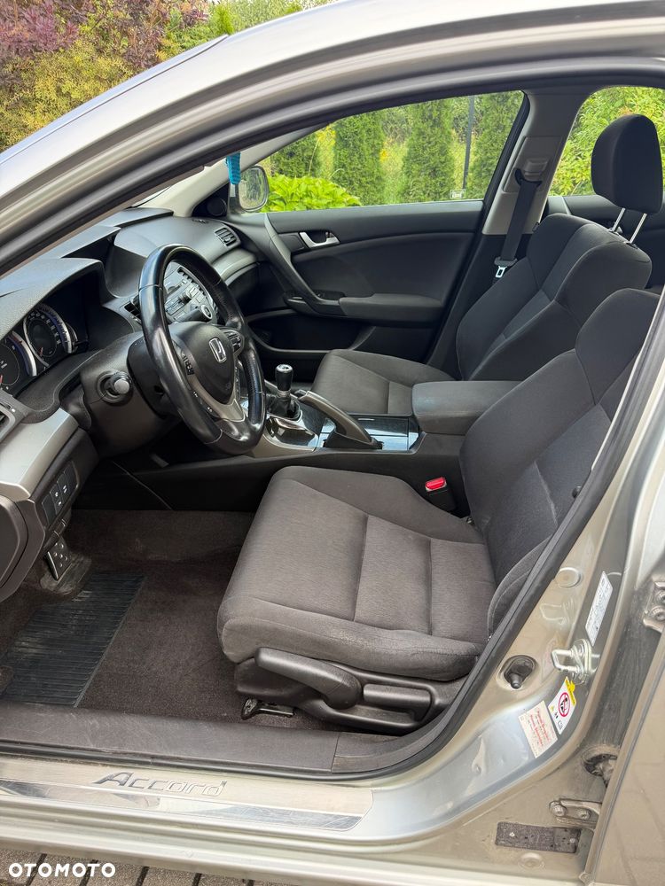 Honda Accord 2.0 Elegance - 9