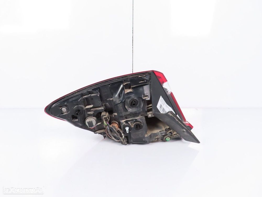 Farolim LED Usado / Original RENAULT Captur II (HF) 265504427R - 3