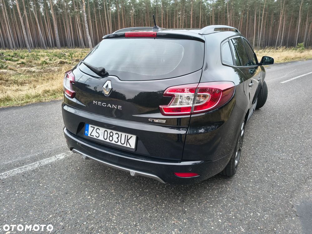 Renault Megane TCe 180 GT - 12