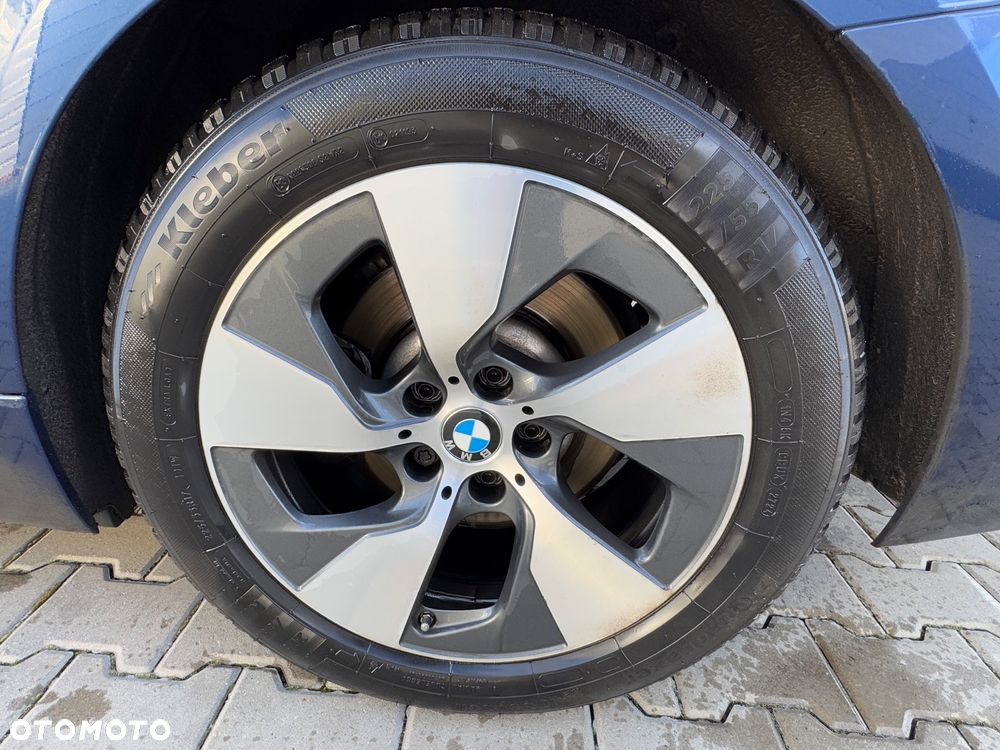 BMW Seria 5 520d xDrive - 29
