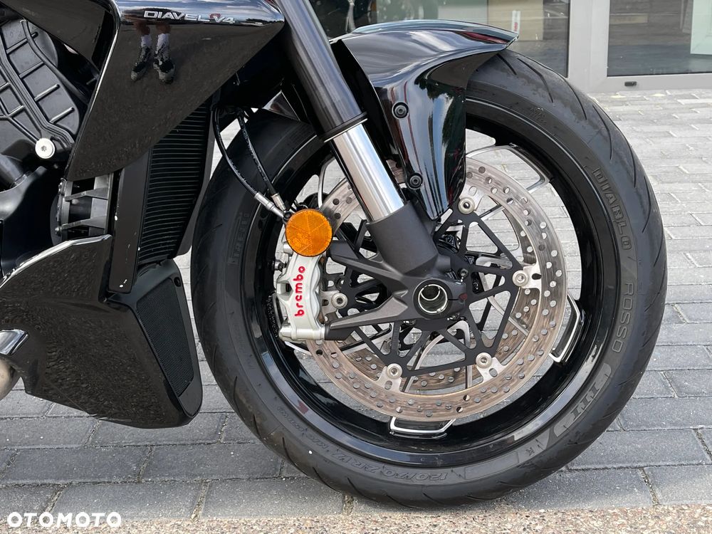 Ducati Diavel - 9