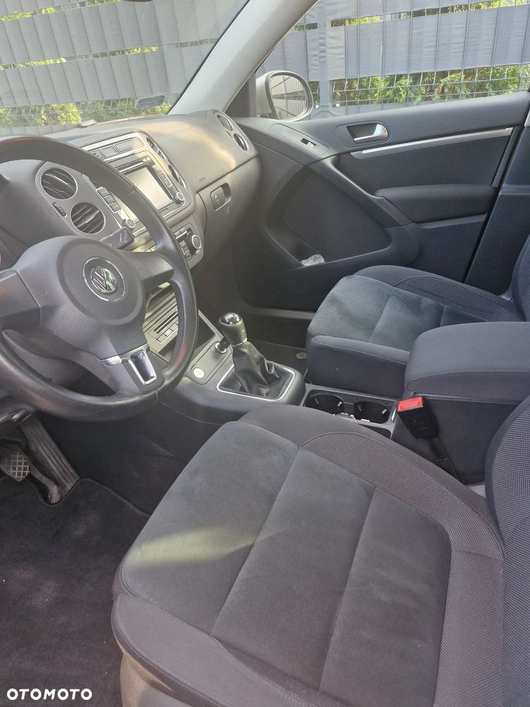 Volkswagen Tiguan 2.0 TDI DPF BlueMotion Technology Sport & Style - 6