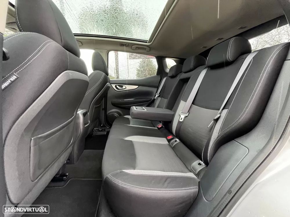 Nissan Qashqai 1.5 dCi N-Connecta Led - 13
