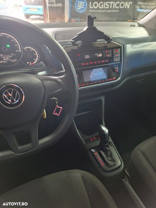 Volkswagen up! - 8