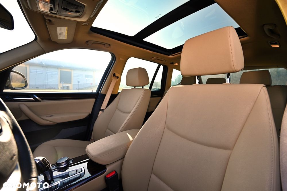 BMW X3 xDrive28i - 8