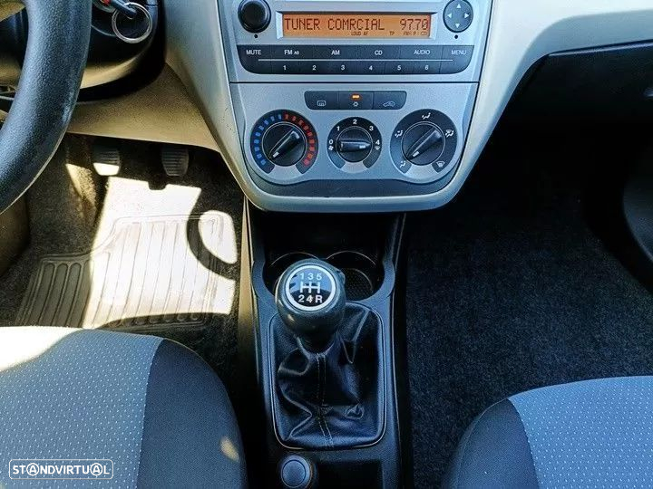 Fiat Grande Punto 1.3 M-Jet Free J15 - 15