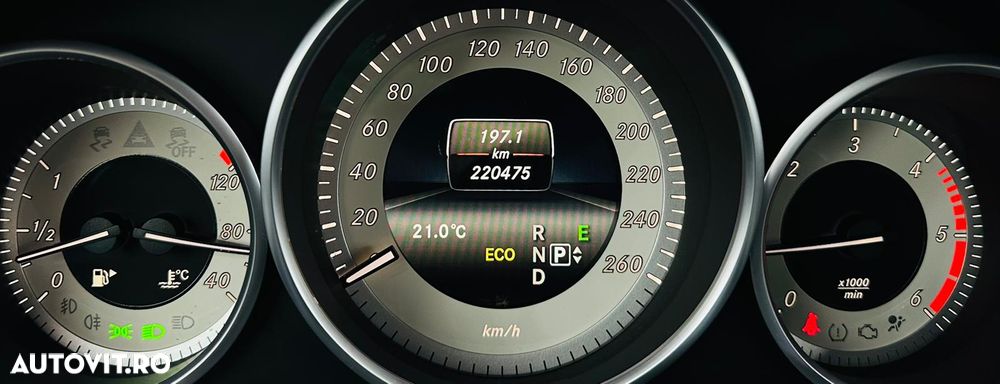 Mercedes-Benz E 200 CDI 7G-TRONIC Avantgarde - 30