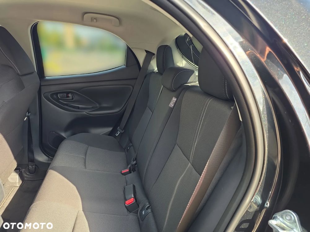 Toyota Yaris Hybrid 1.5 Style - 18