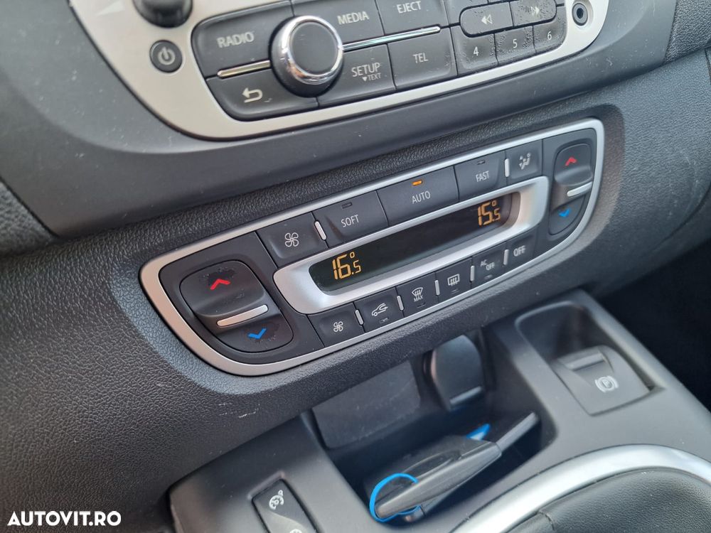 Renault Grand Scenic 1.5 dCi Privilege - 9