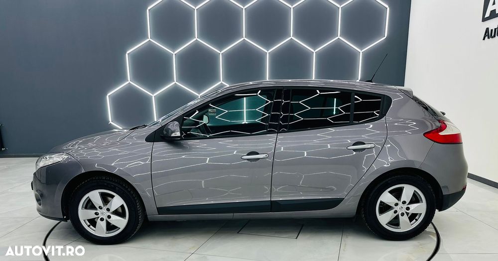 Renault Megane 1.6 16V 110 Dynamique - 30