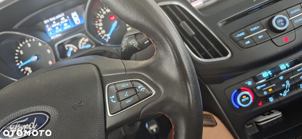 Ford Focus 2.0 TDCi ST-Line ASS - 19