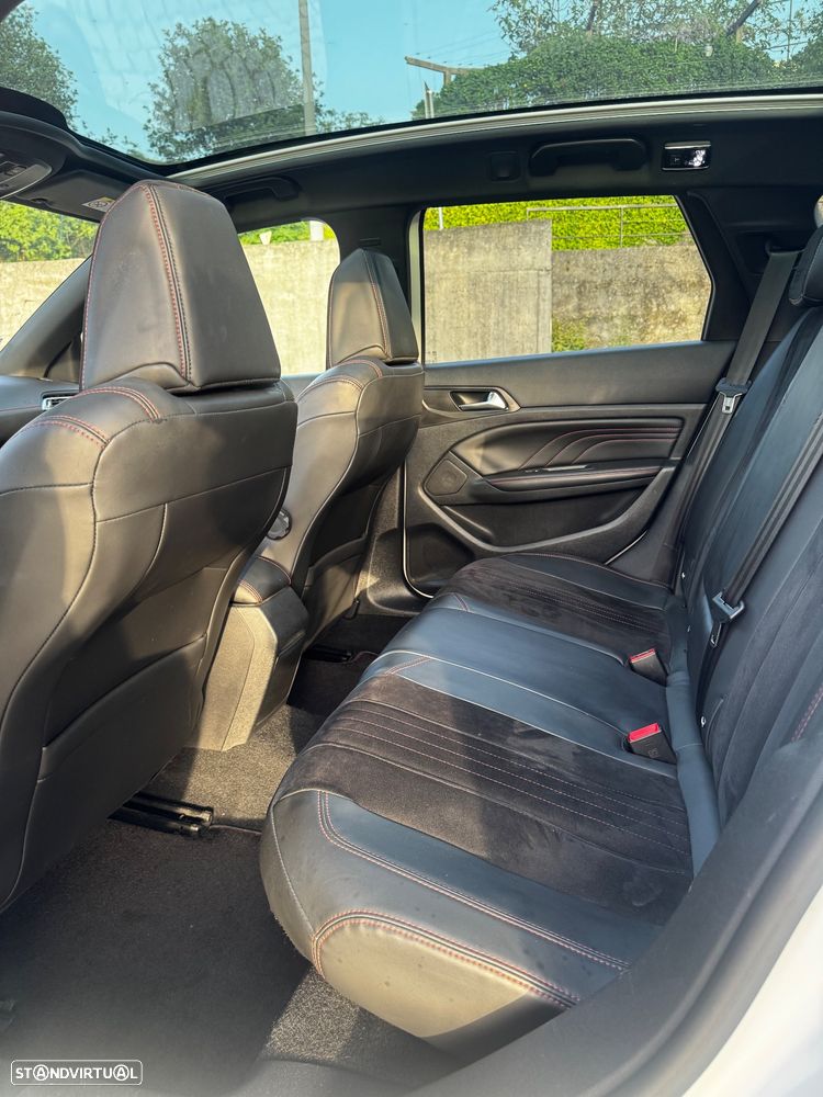 Peugeot 308 SW 1.6 BlueHDi GT Line - 9
