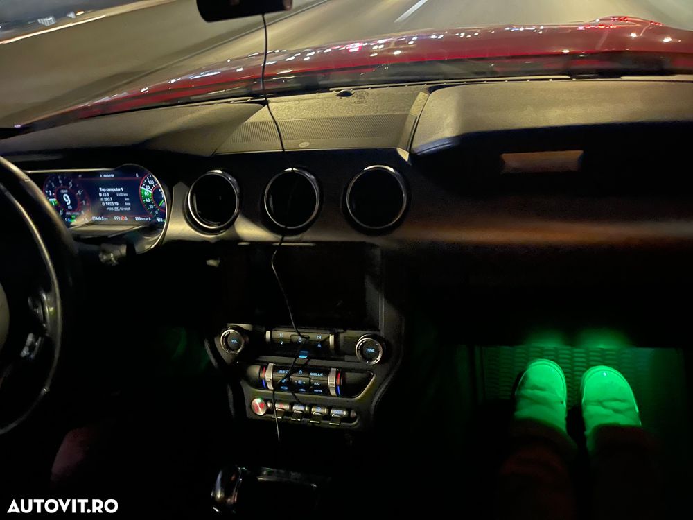 Ford Mustang 2.3 Eco Boost Aut. - 4