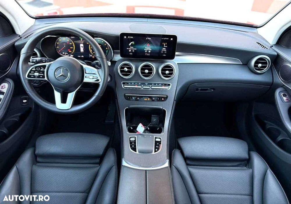 Mercedes-Benz GLC - 27