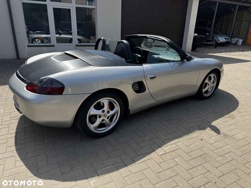 Porsche Boxster - 12