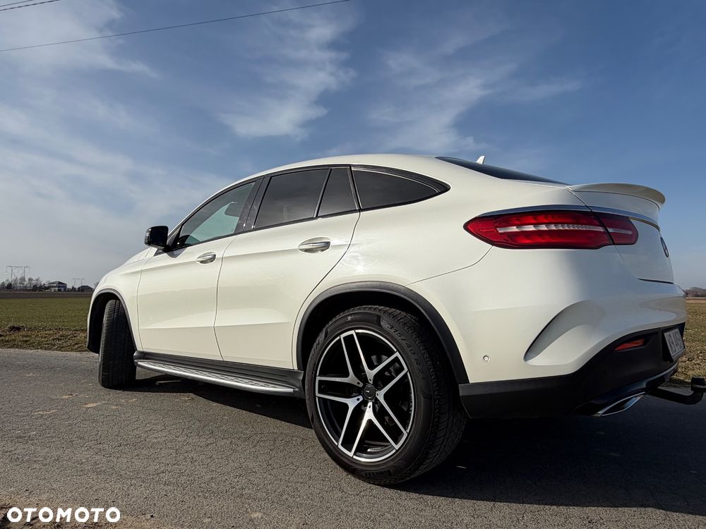 Mercedes-Benz GLE - 18