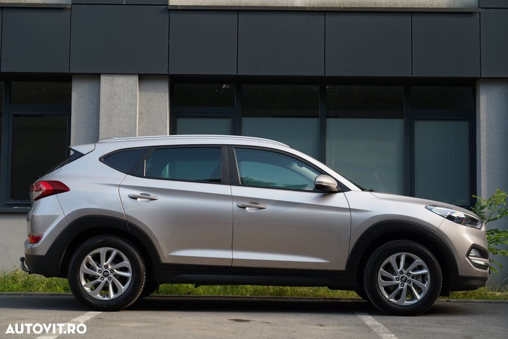 Hyundai Tucson blue 1.7 CRDi 2WD Classic - 12
