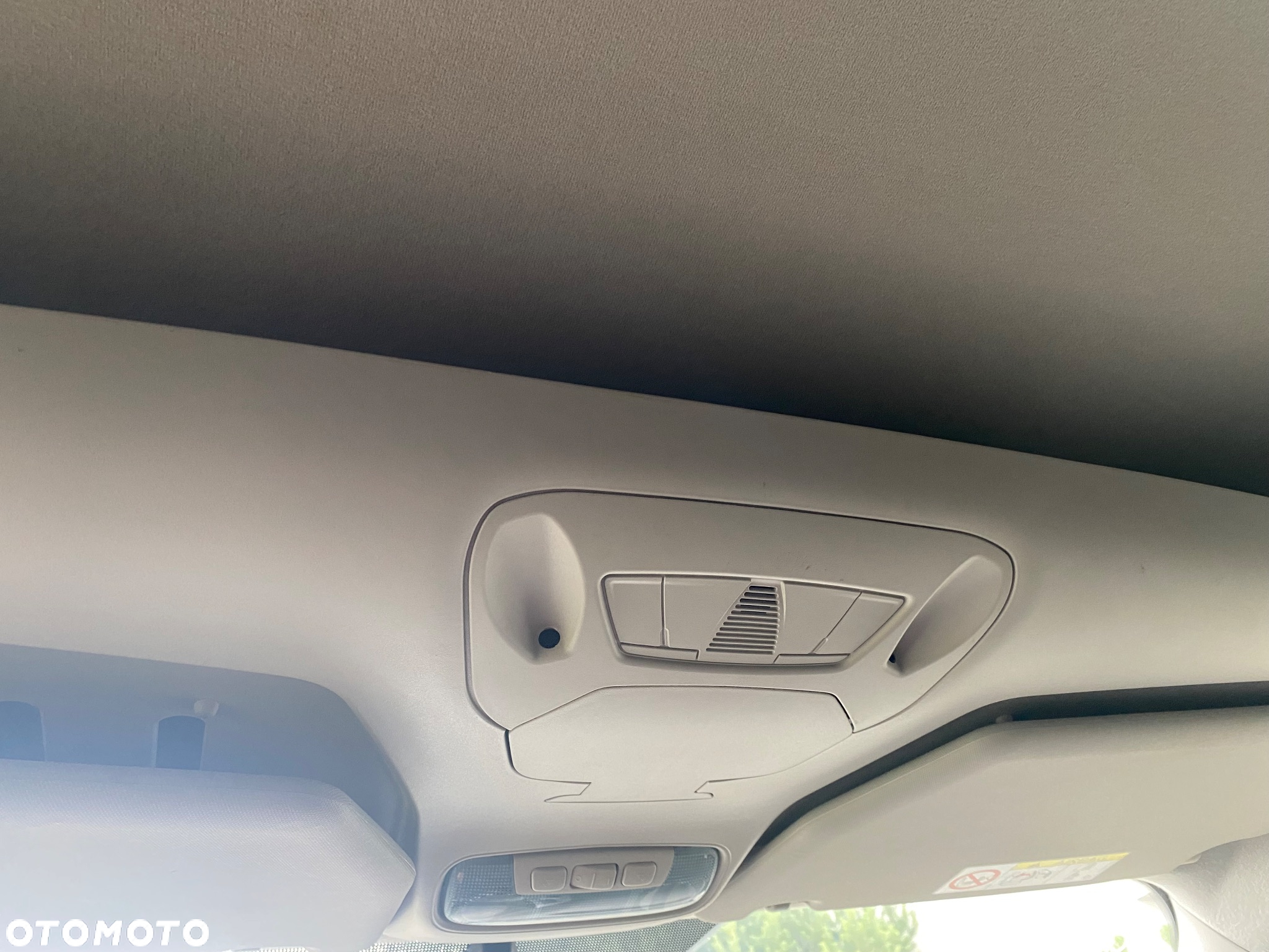 Ford Transit Connect - 22