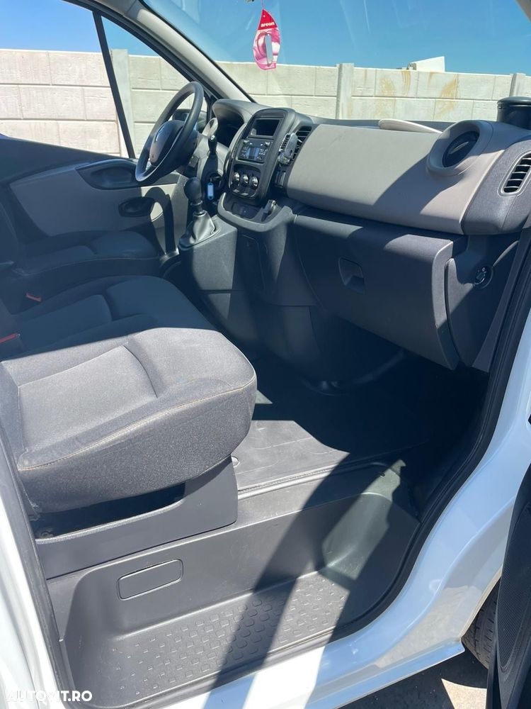 Renault Trafic - 7
