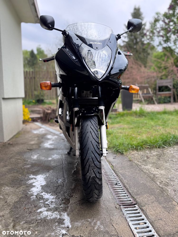 Suzuki GS - 10