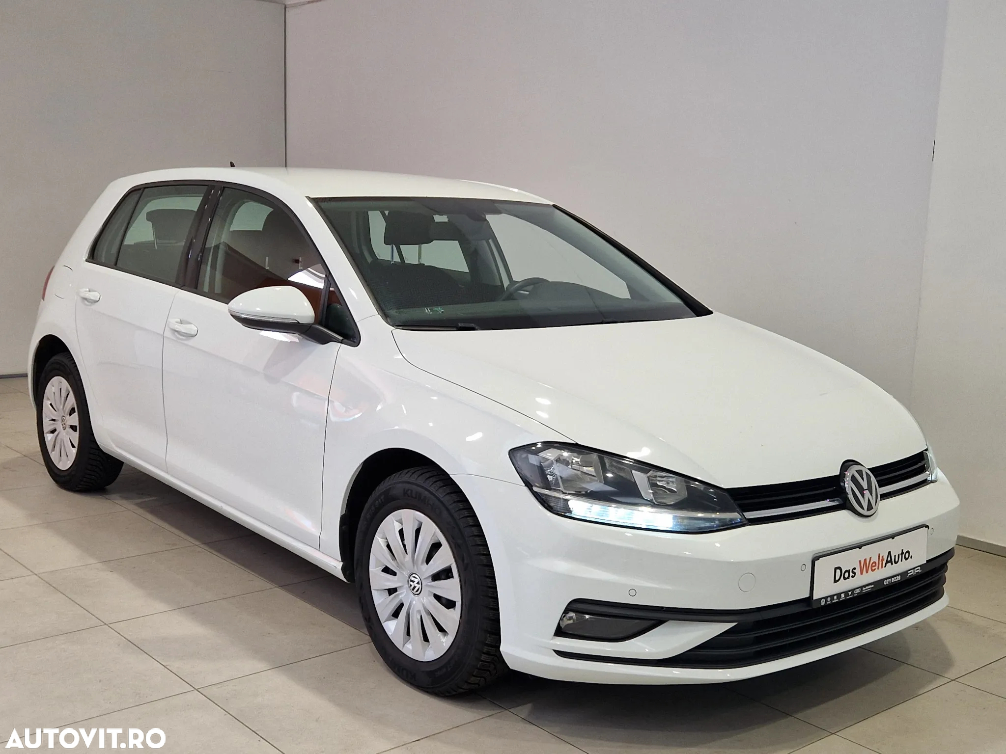 Volkswagen Golf 1.6 TDI Trendline - 5