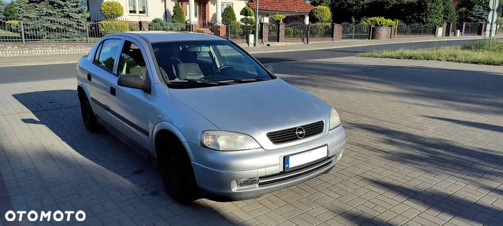 Opel Astra 1.4 Elegance - 3