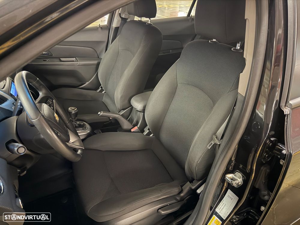 Chevrolet Cruze SW 1.7 VCDi LT - 6