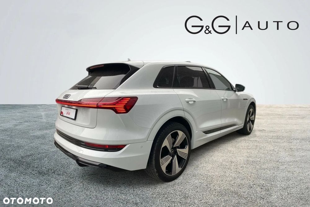 Audi e-tron 55 Quattro S line - 5
