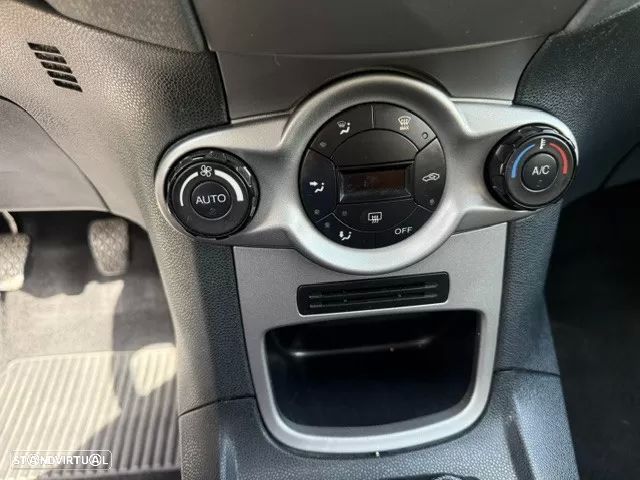 Ford Fiesta 1.4 TDCI - 20