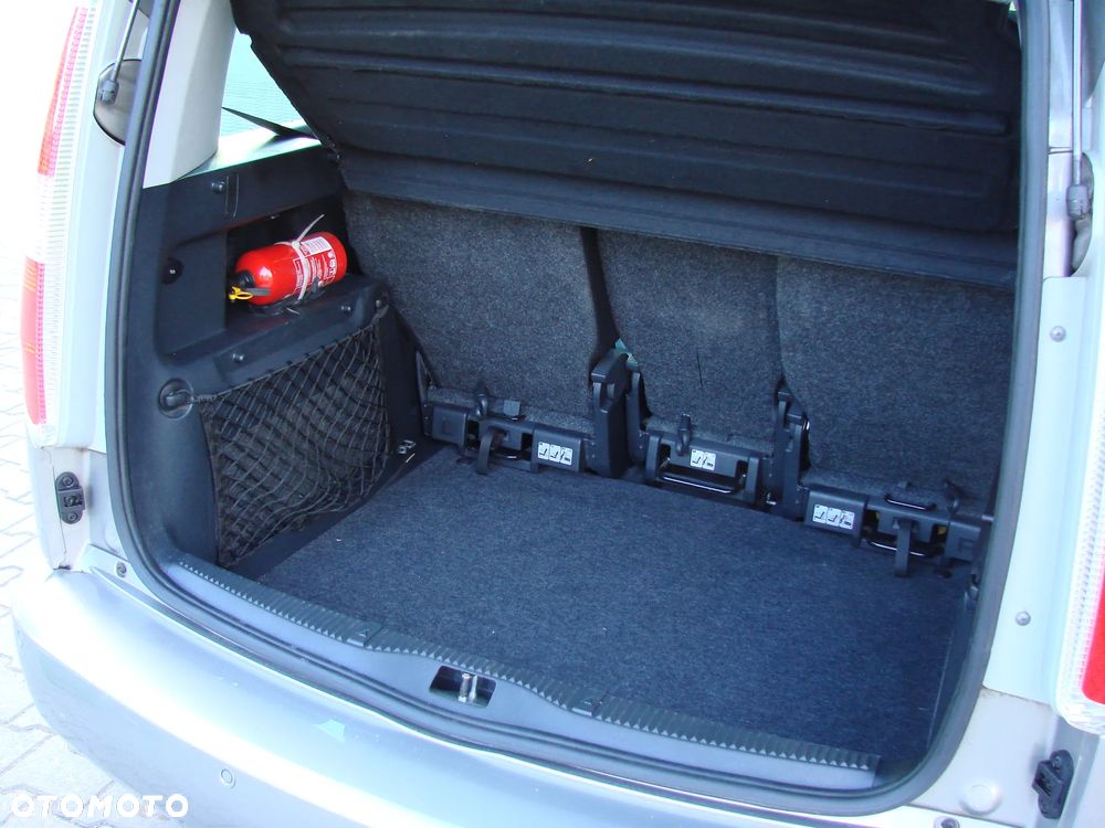 Skoda Roomster - 13