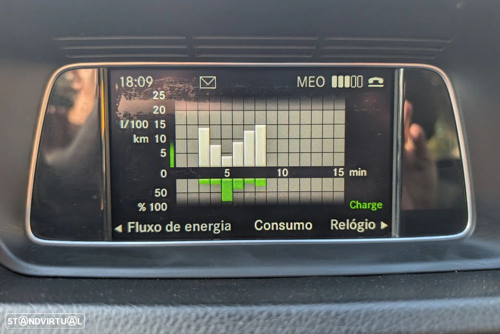 Mercedes-Benz E 300 Bluetec Hybrid Avantgarde - 29