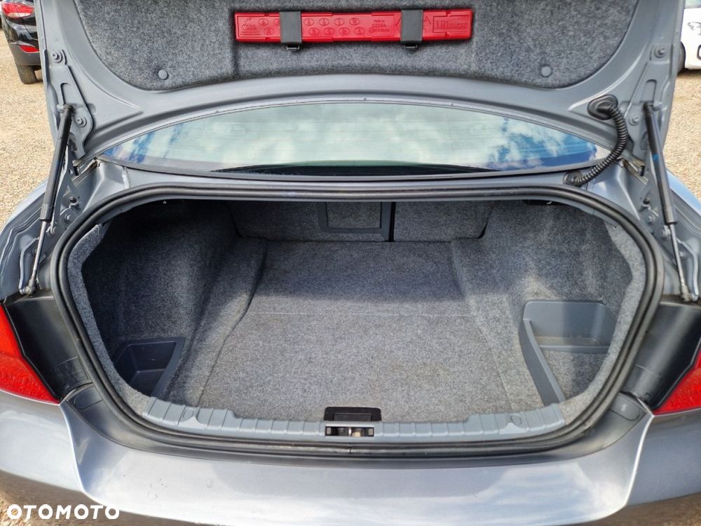 BMW Seria 3 318d - 18