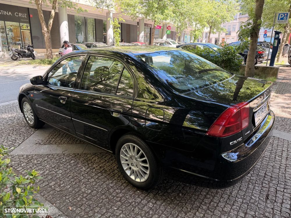 Honda Civic 1.6 LS - 3