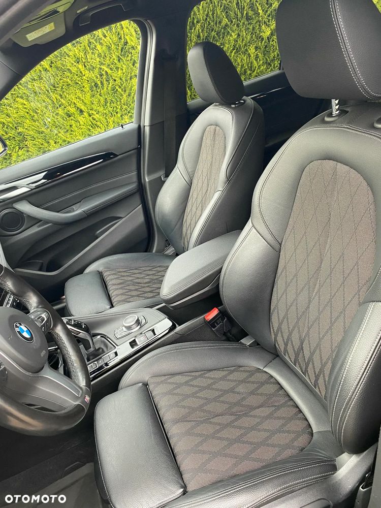 BMW X1 xDrive18d xLine sport - 33