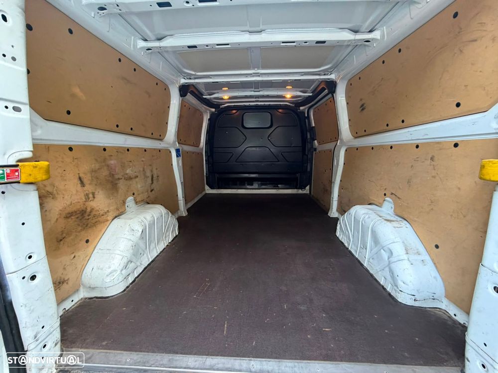 Ford Transit Custom LONGA - 10