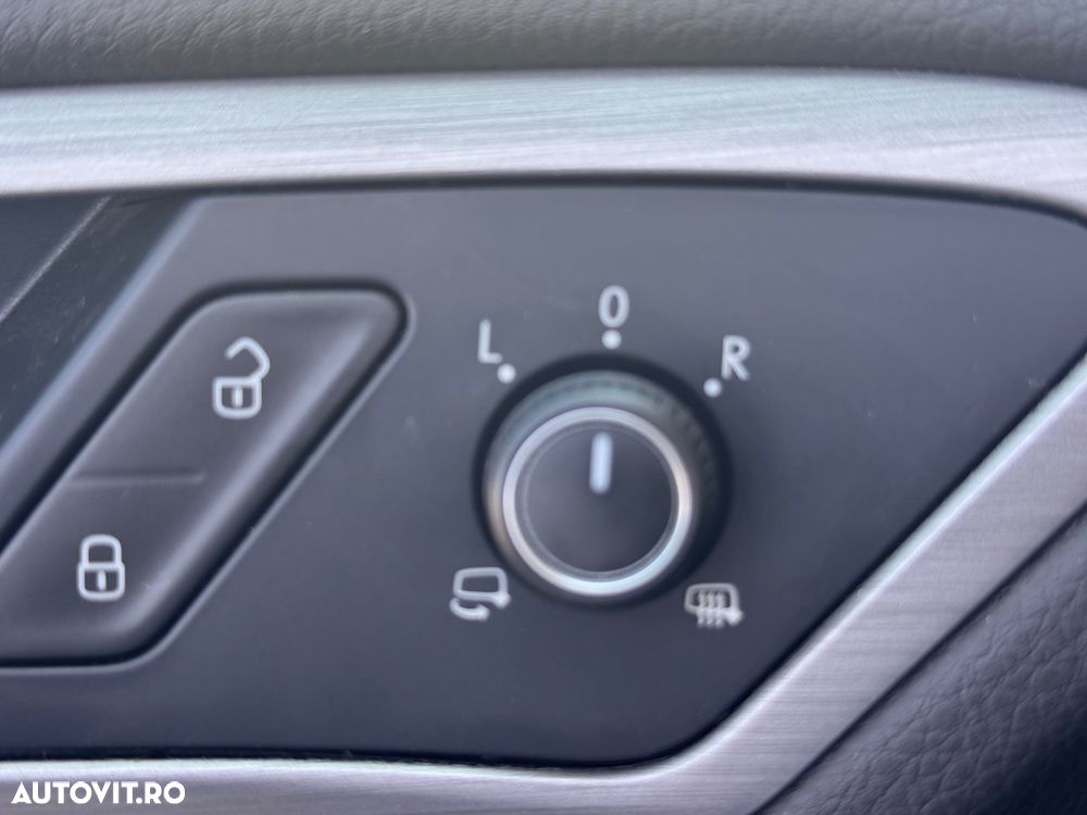 Volkswagen Golf - 18