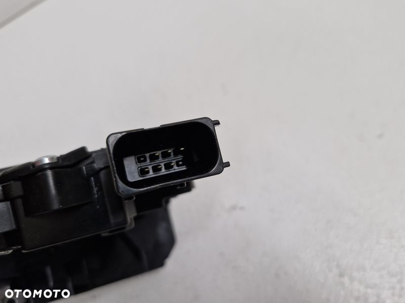 FIAT DUCATO III 3 ZAMEK DRZWI PRZESUWNYCH LEWY TYŁ 6 PIN 1395360080 - 6
