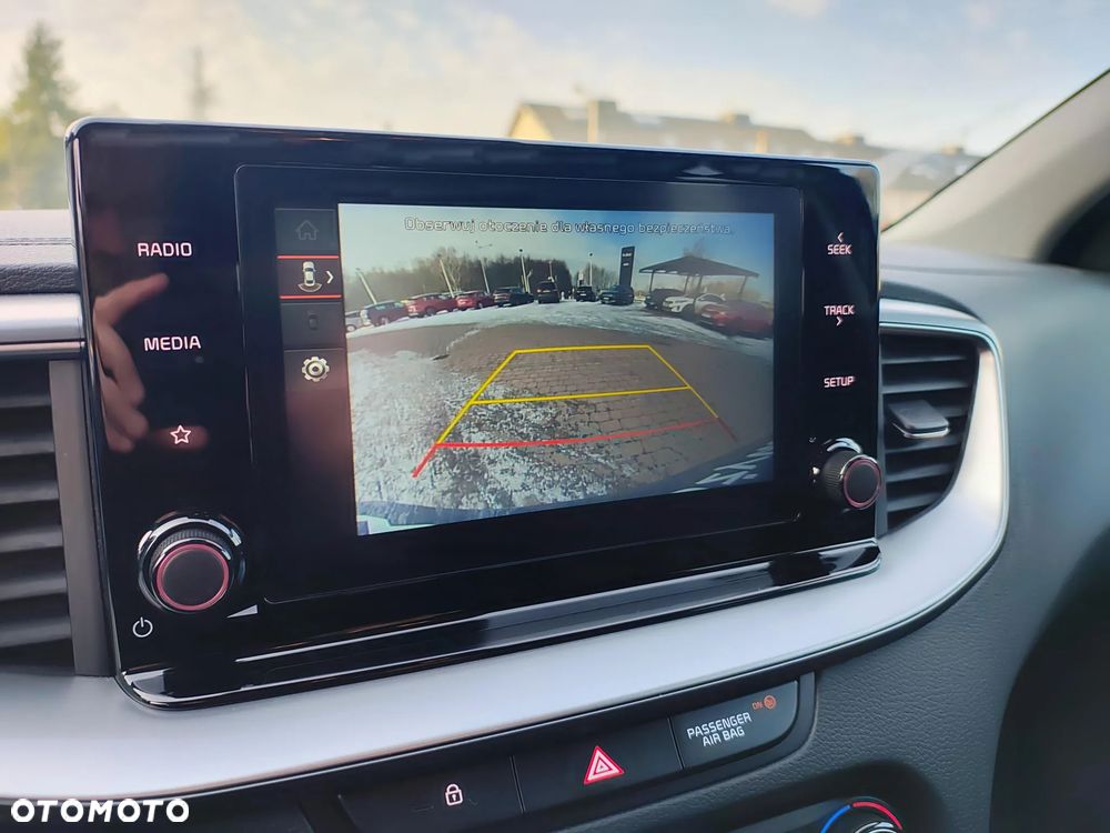 Kia XCeed 1.5 T-GDI M - 17
