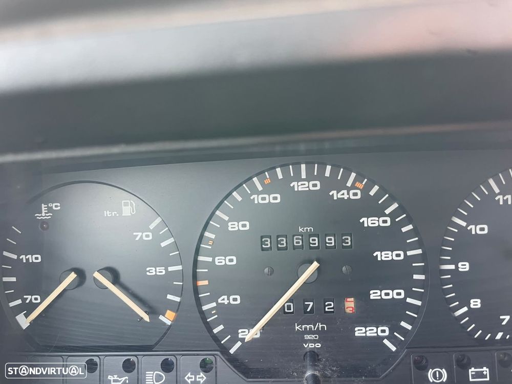 VW Passat 1.6 GL TD - 8