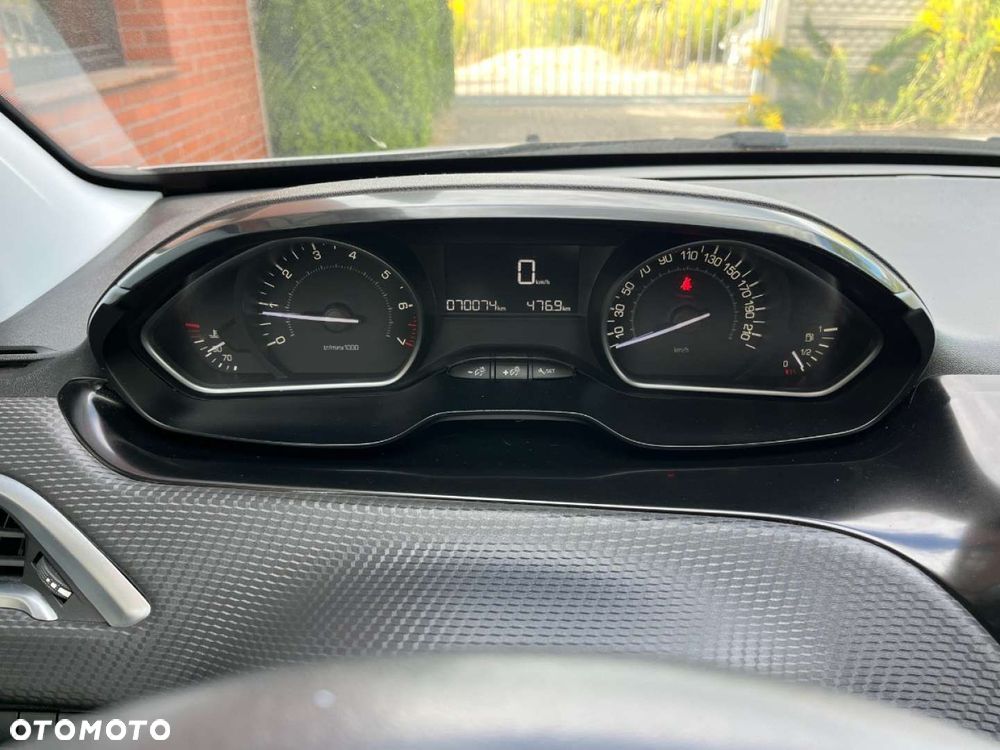 Peugeot 2008 82 VTI Active - 9