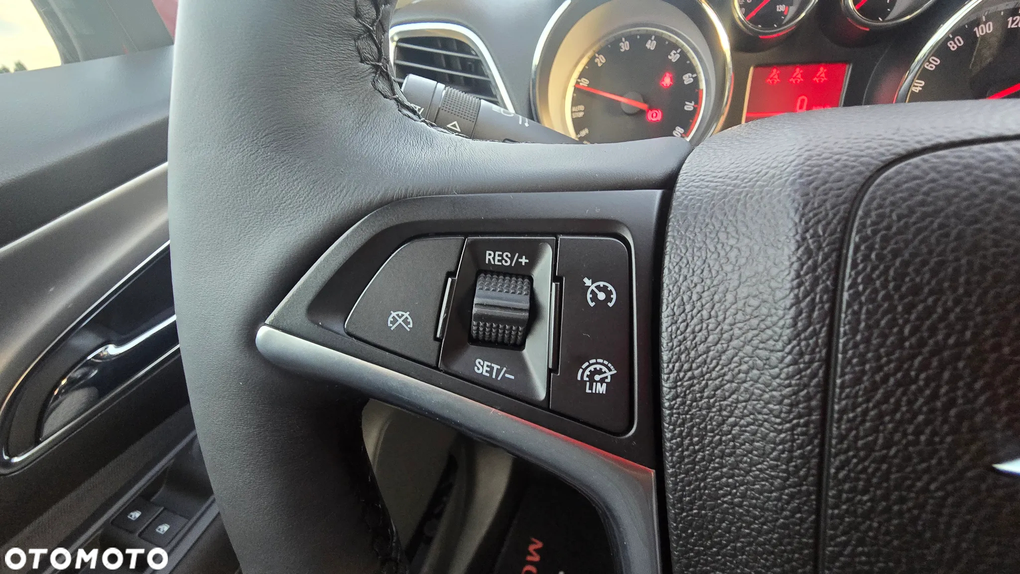 Opel Mokka 1.4 T Cosmo S&S 4x4 - 40