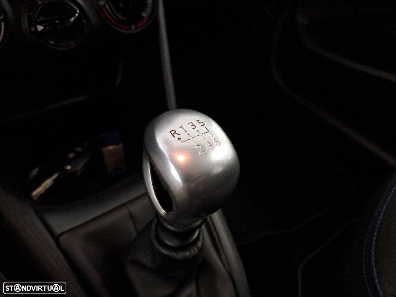 Peugeot 208 1.5 BlueHDi Signature - 18