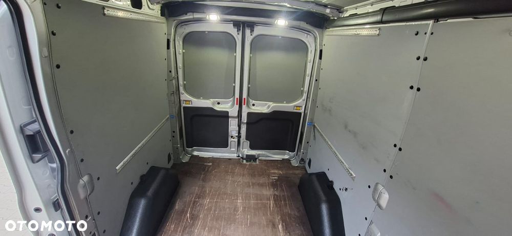 Ford TRANSIT - 25