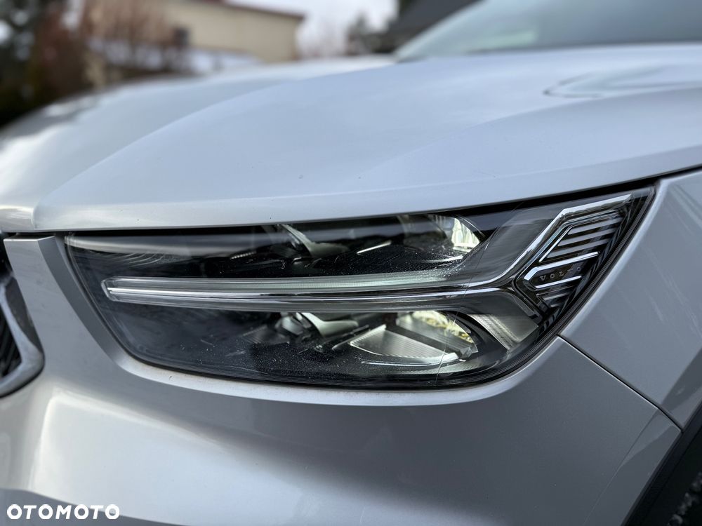 Volvo XC 40 D3 AWD Momentum Pro - 8