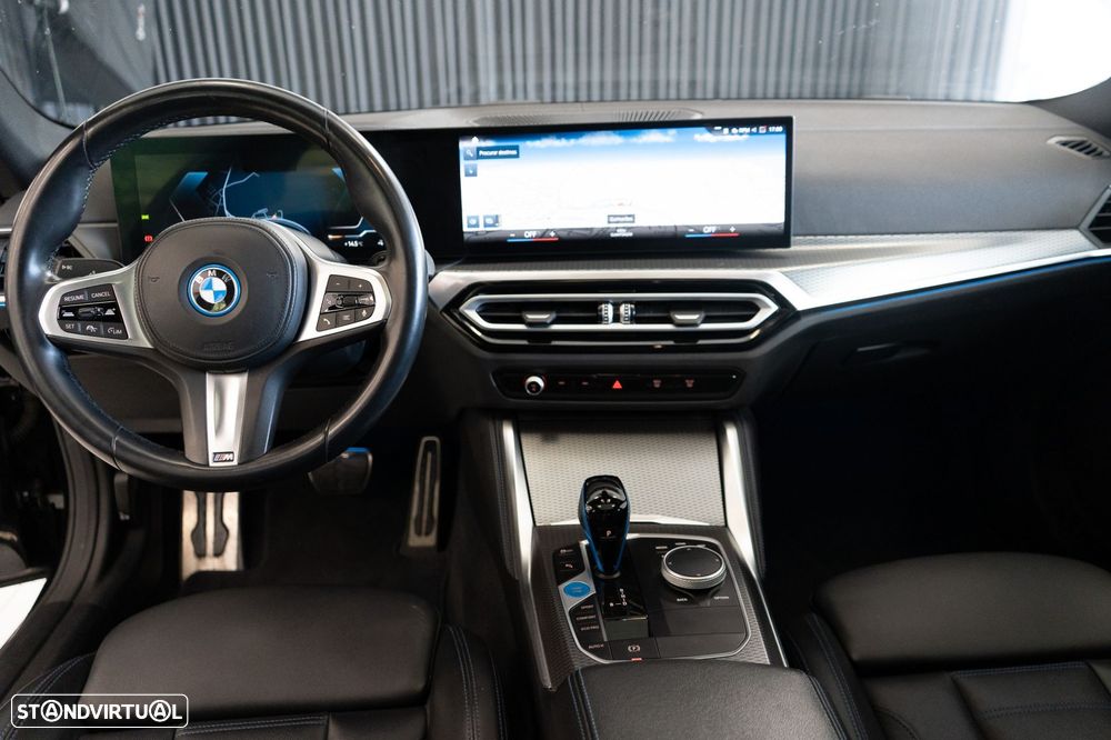 BMW i4 eDrive40 Pack Desportivo M - 13