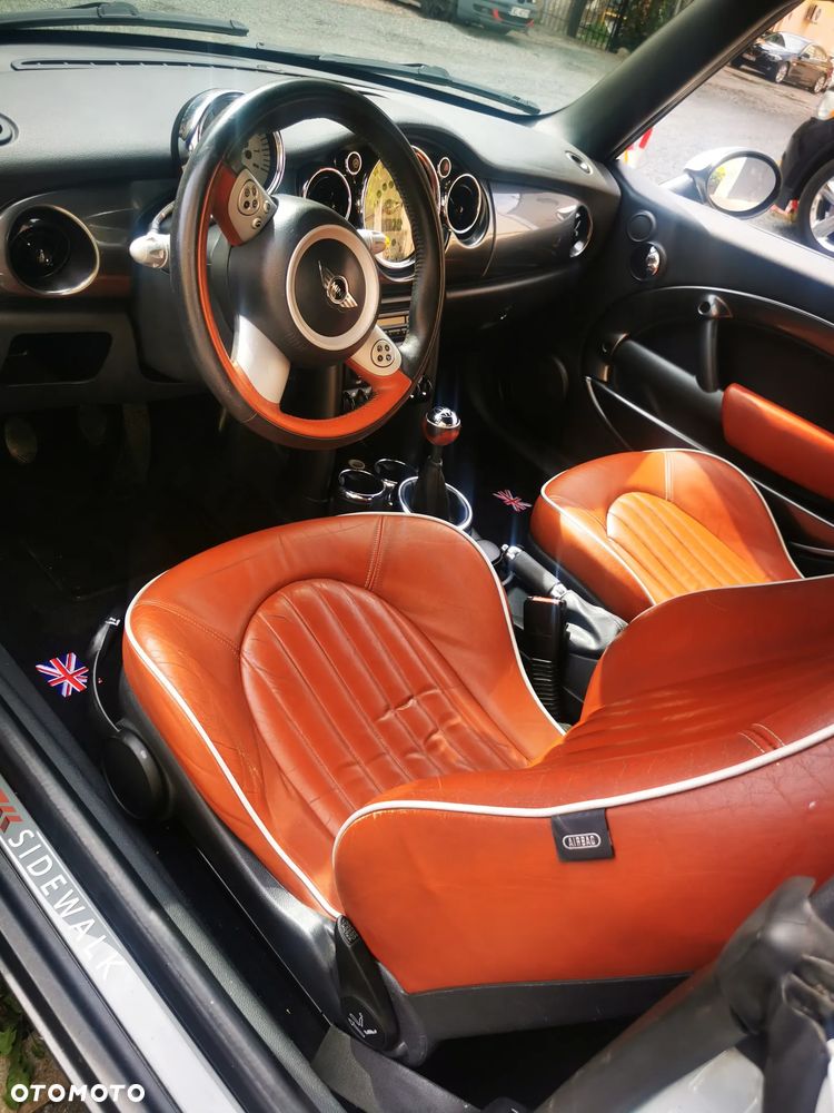 MINI Cooper Sidewalk - 12