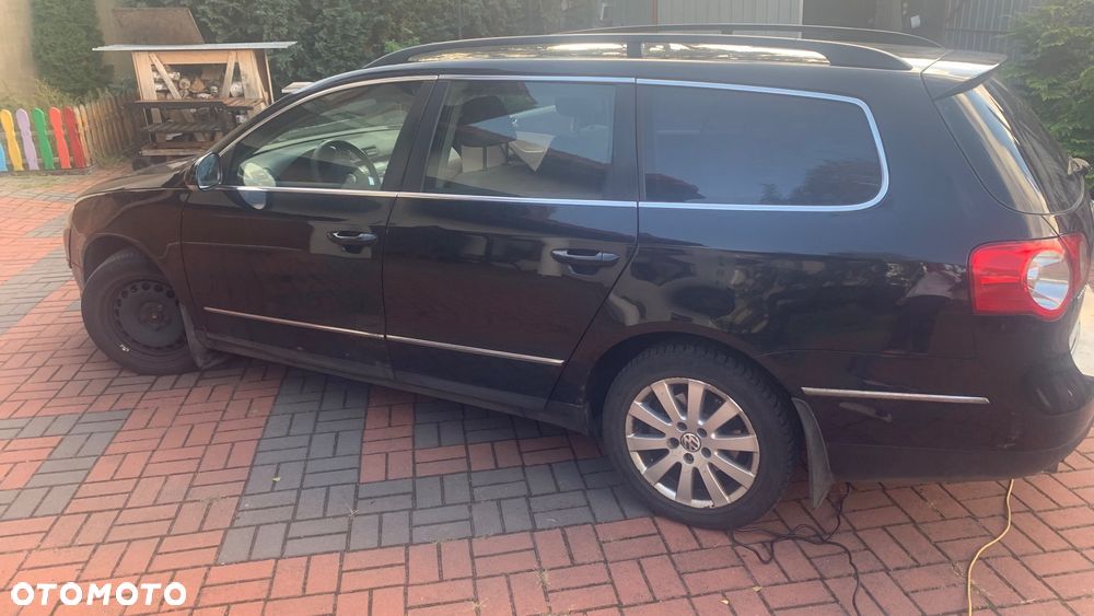 Volkswagen Passat 2006 photo 2
