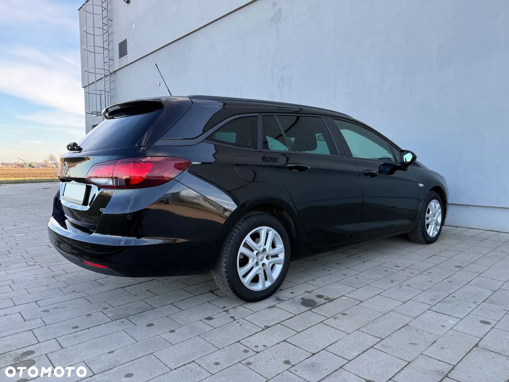 Opel Astra 1.6 D (CDTI) Start/Stop Innovation - 10